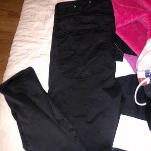 Black high waisted American Eagle jeans